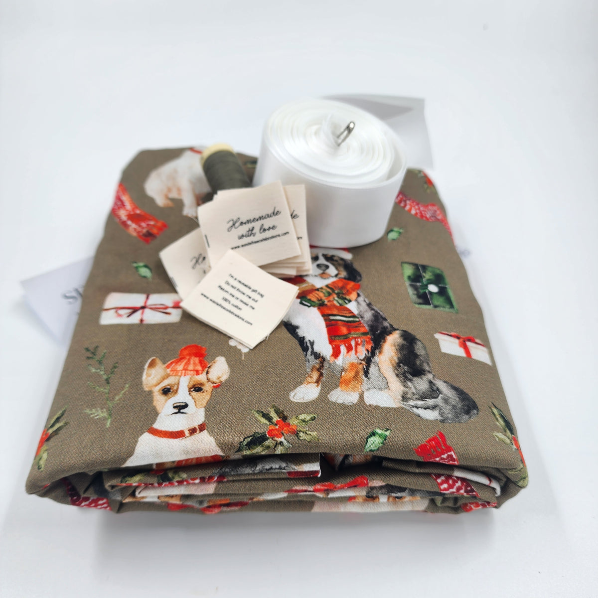 Pooches & Presents (SYO Reusable Gift Bag Set)