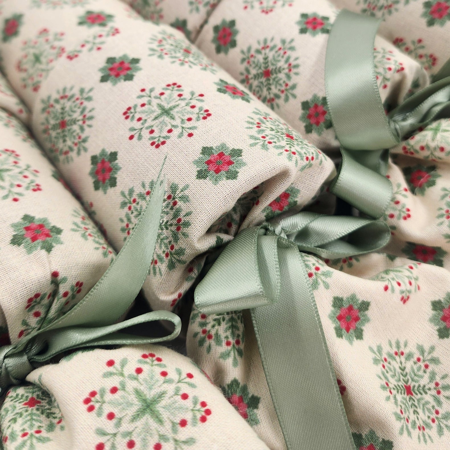 Blomsterkunst (6 Reusable Crackers) with FREE snap pack