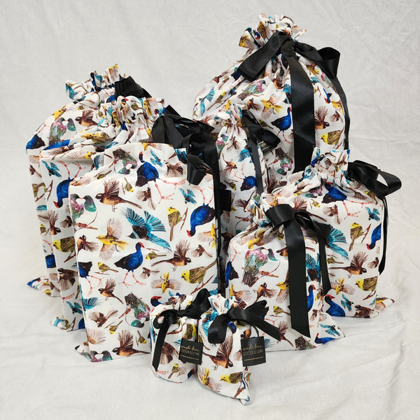Louis Vuitton, Bags, Louis Vuitton Game On Packaging Gift Bags Tissue