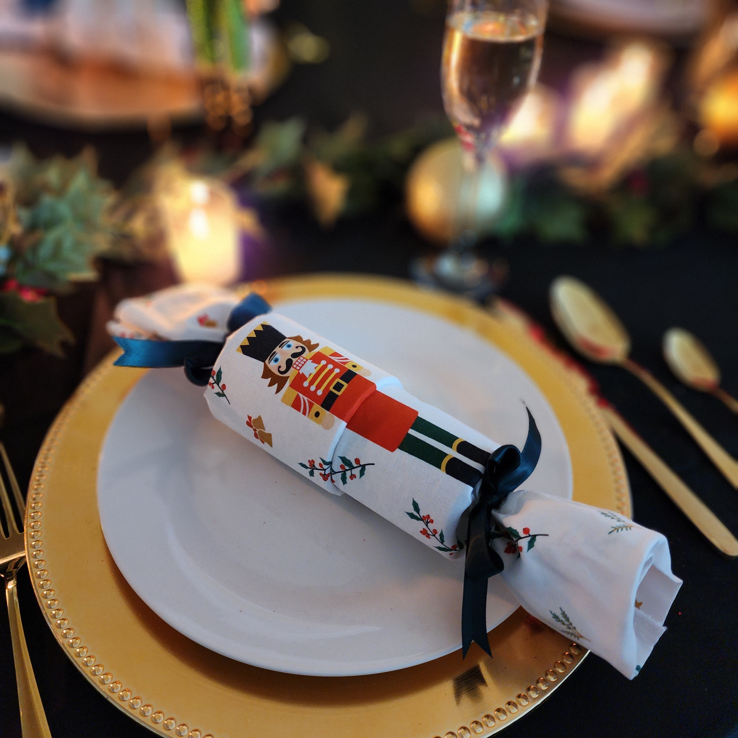 Nutcracker (6 Reusable Christmas Crackers)