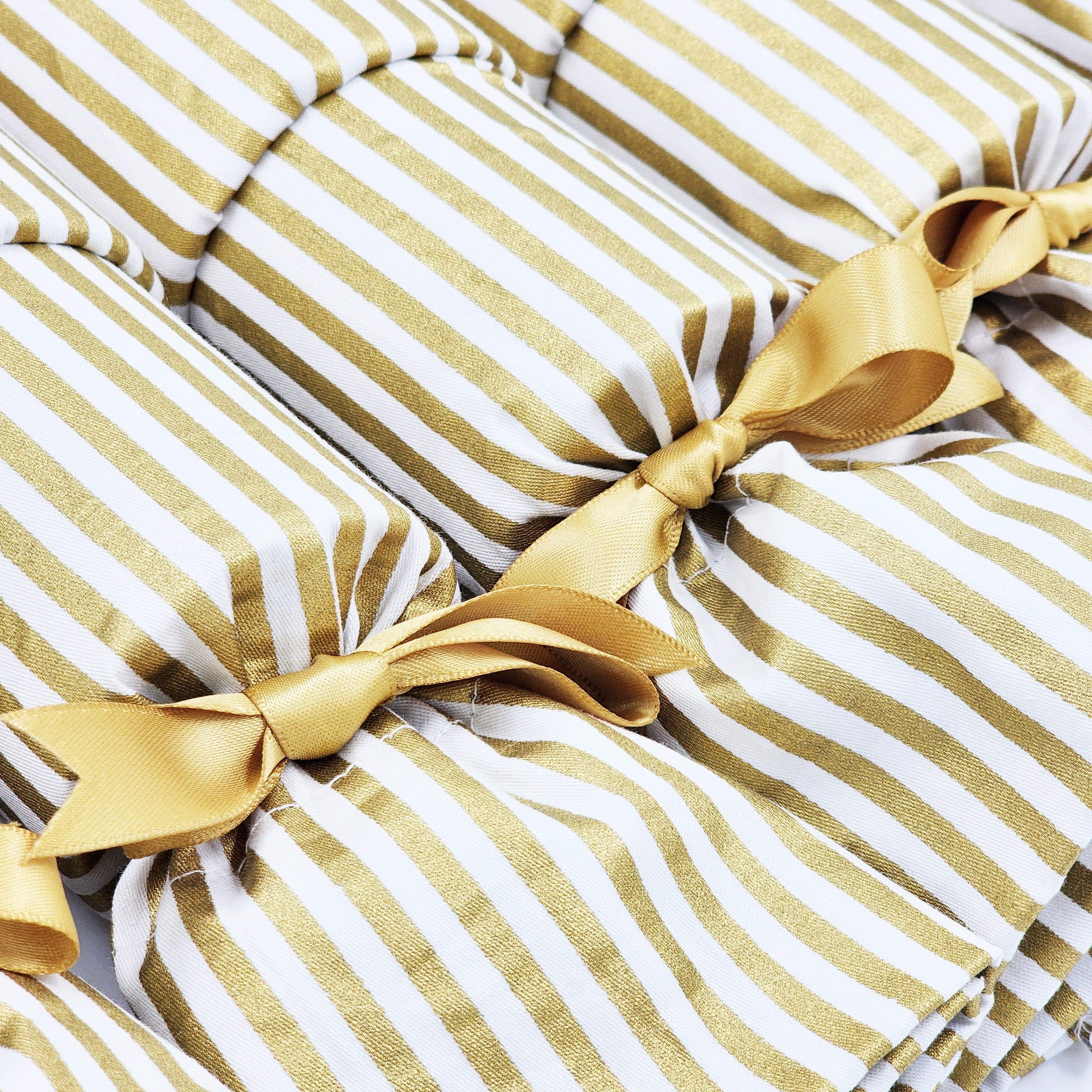 Gold Stripes (6 Reusable Christmas Crackers)