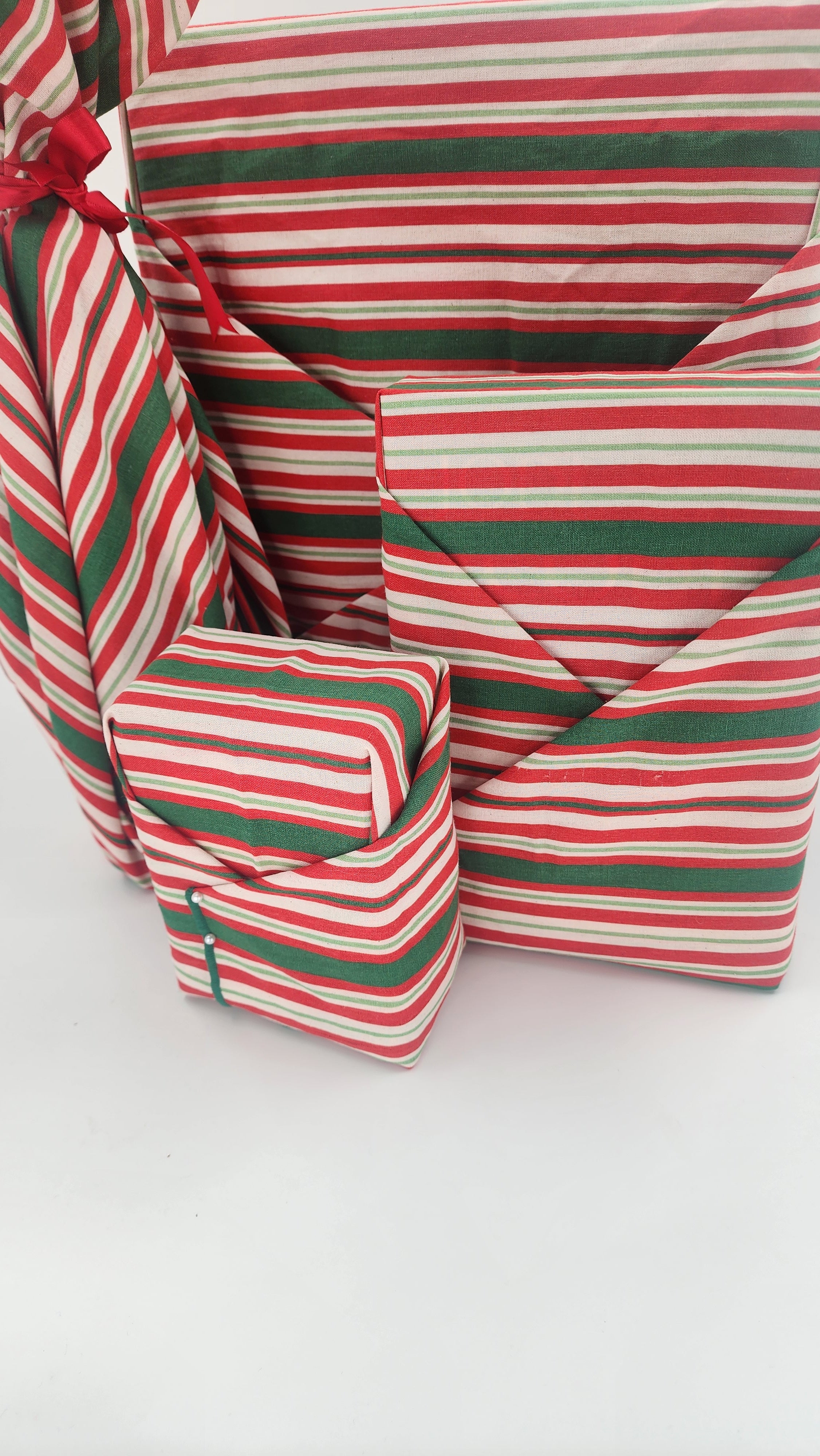 Scandi Julrander - 4 Furoshiki Gift Wraps
