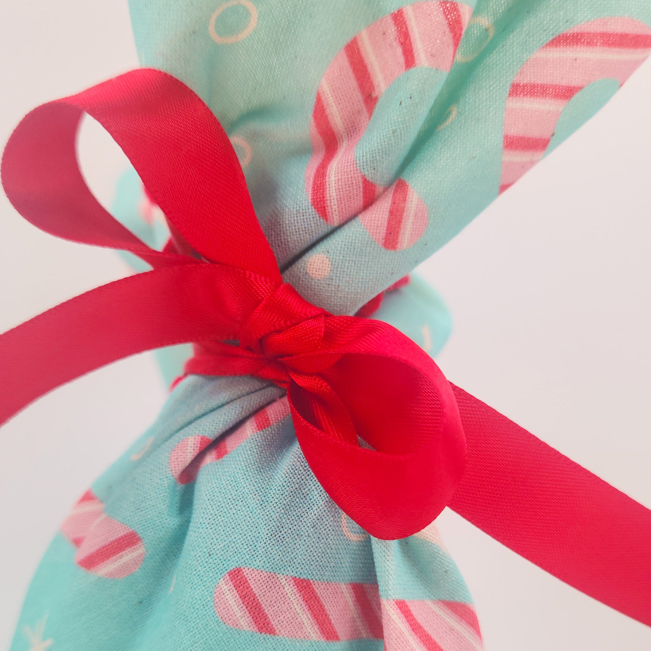 Feliz Navidad Dulces - 4 Furoshiki Gift Wraps