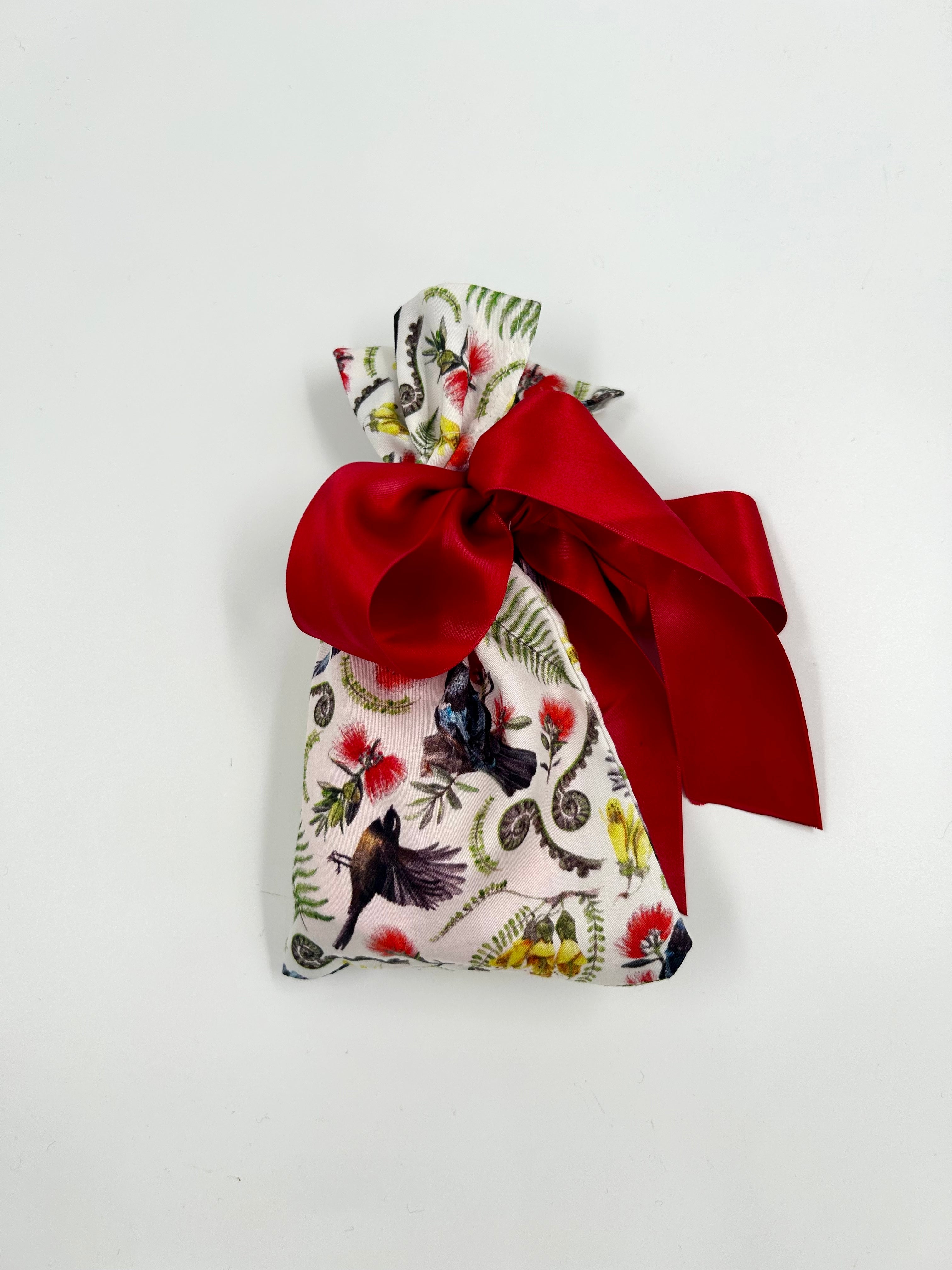 Tiny Reusable Gift Bags (2024 Pre-Production Samples and Clearance)
