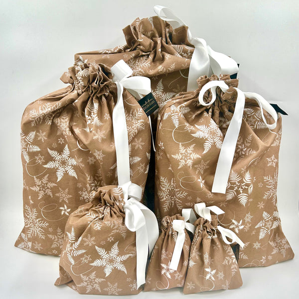 CLEARANCE Snowflake Reusable Gift Bags (Set of 6)