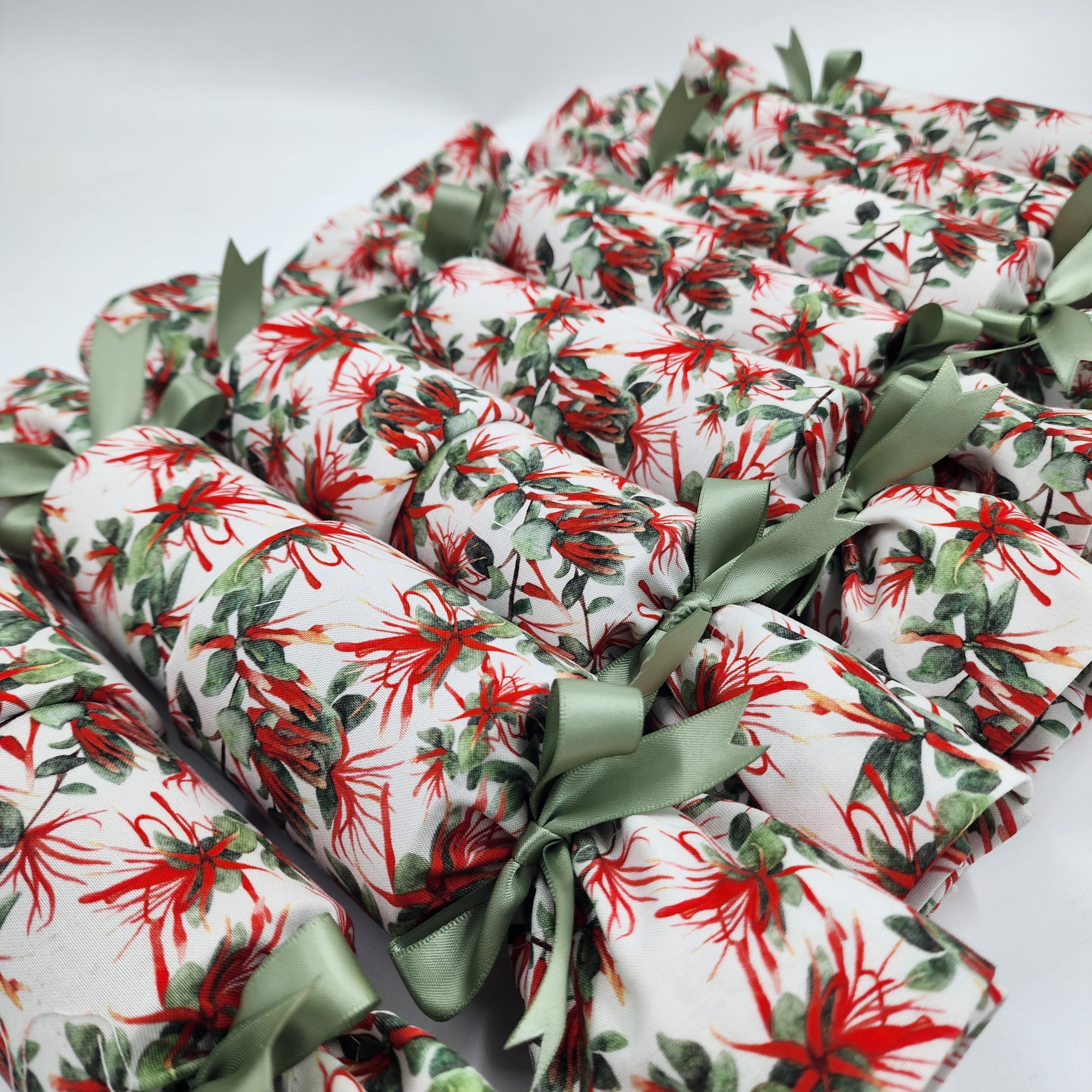 NZ Mistletoe (Reusable Christmas Crackers)