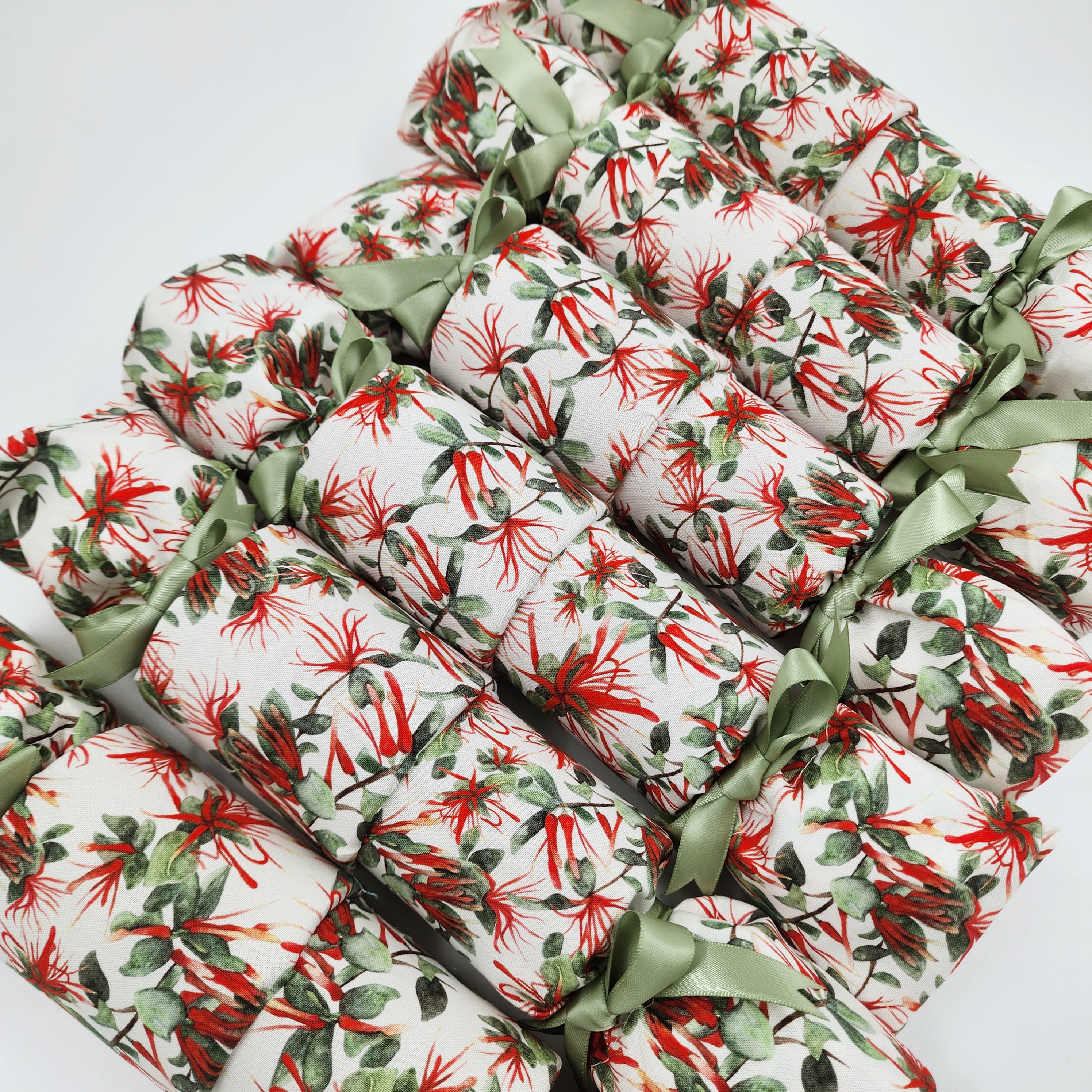 NZ Mistletoe (6 Reusable Christmas Crackers)