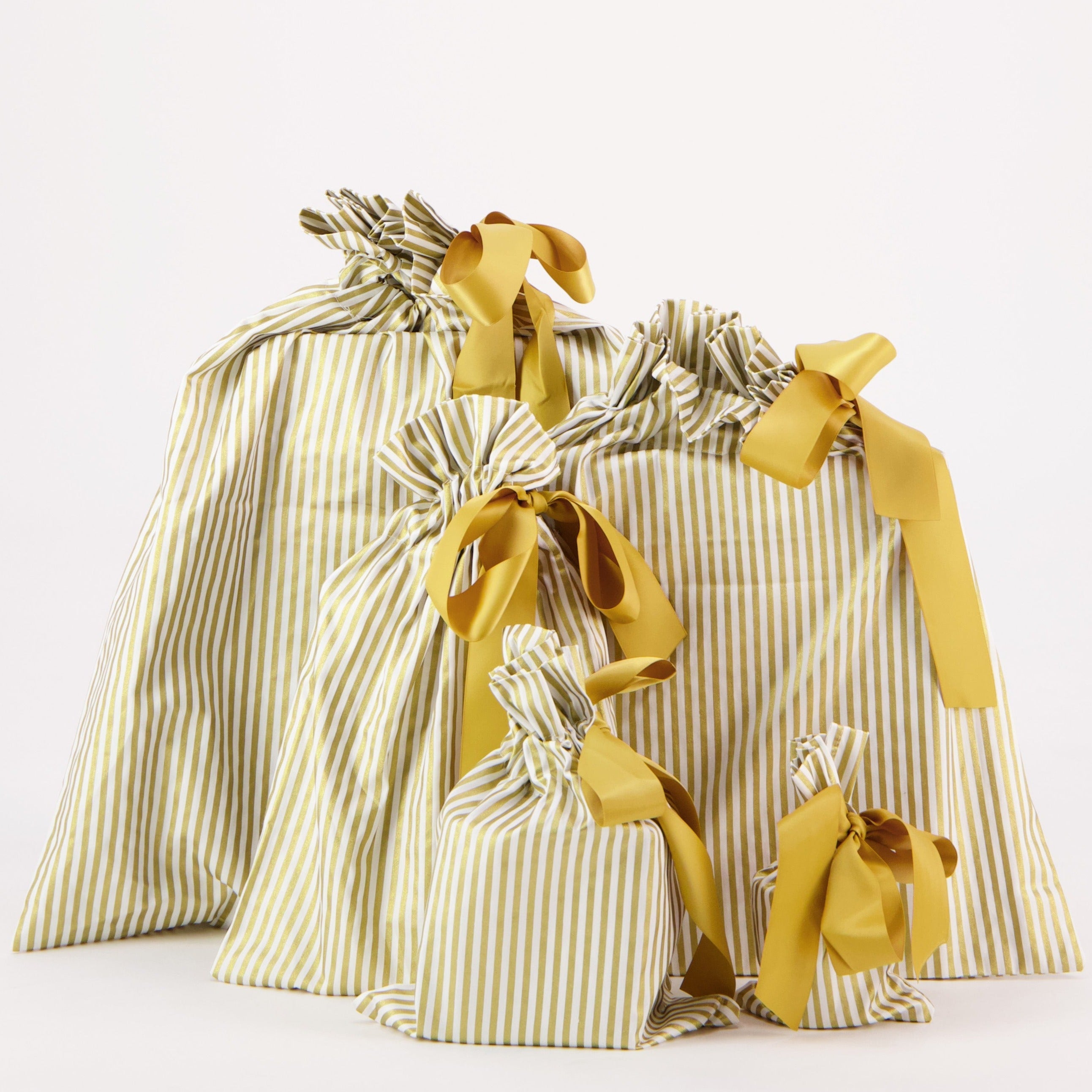 Gold Stripes (Reusable Gift Bag Set)