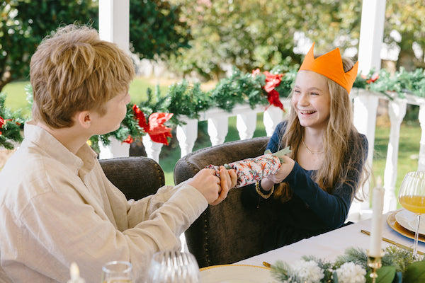 NZ Mistletoe (6 Reusable Christmas Crackers)